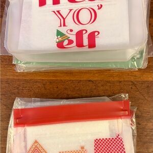 Thirty-one Small Holiday Themed Reusable Snack Bags